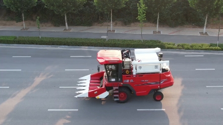 中聯(lián)收獲2023款玉米籽粒聯(lián)合收割機(jī)車型詳解（2）兩用糧箱，